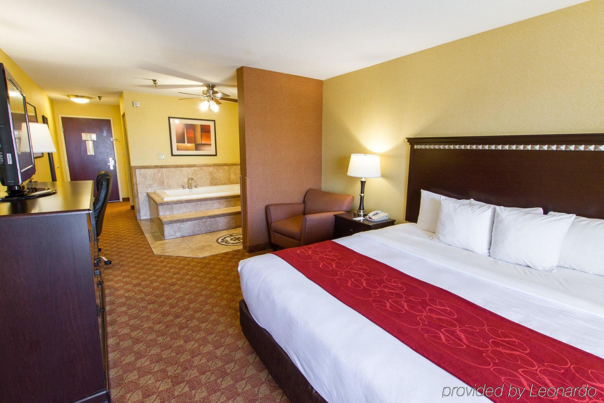 Comfort Phoenix Airport Hotel 3*
